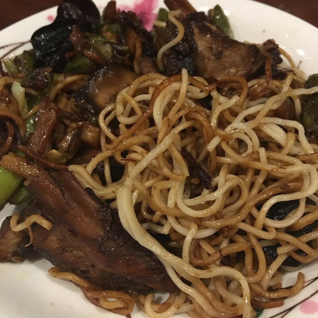 豆角焖面