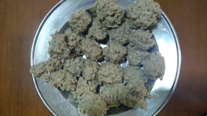 【自制手打牛肉丸】：鲜美Q嫩的肉丸怎么做