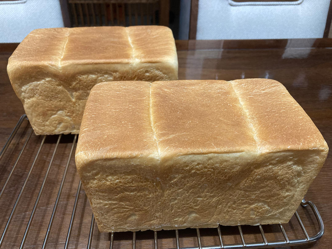 能撕着吃的「无蛋无奶生吐司」比云朵都软！