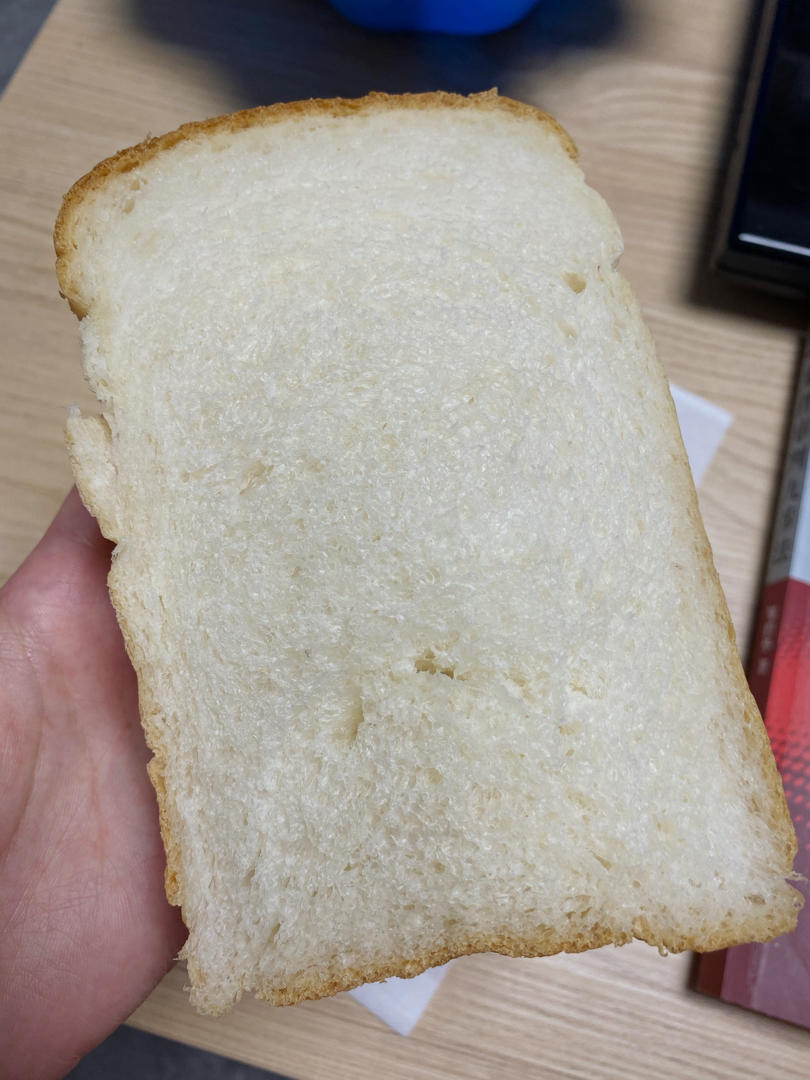 鲜奶液种超熟吐司