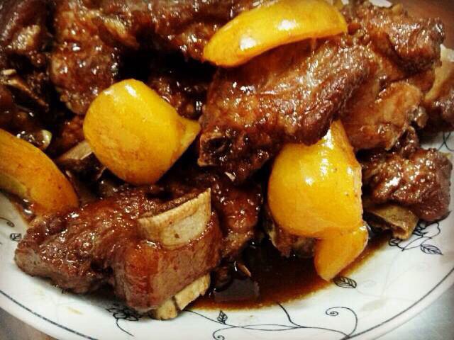 红烧排骨