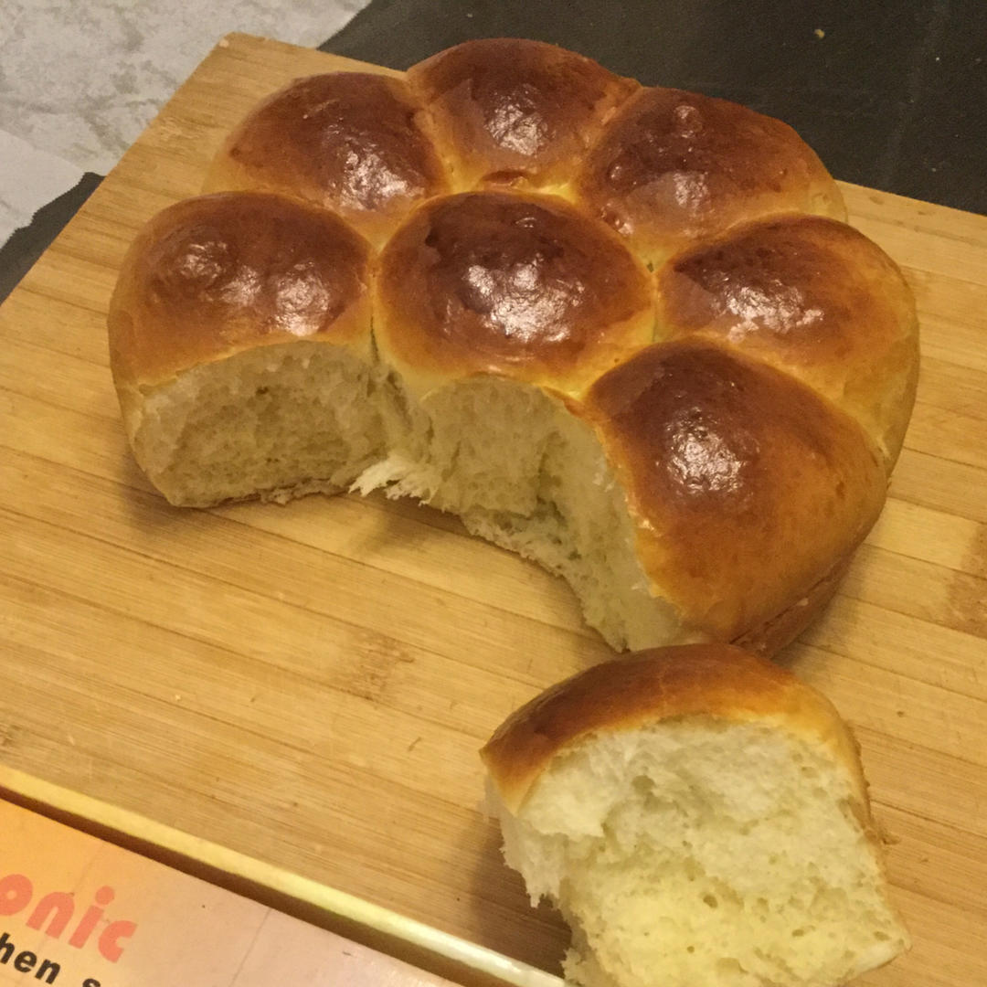 超软的牛奶小餐包