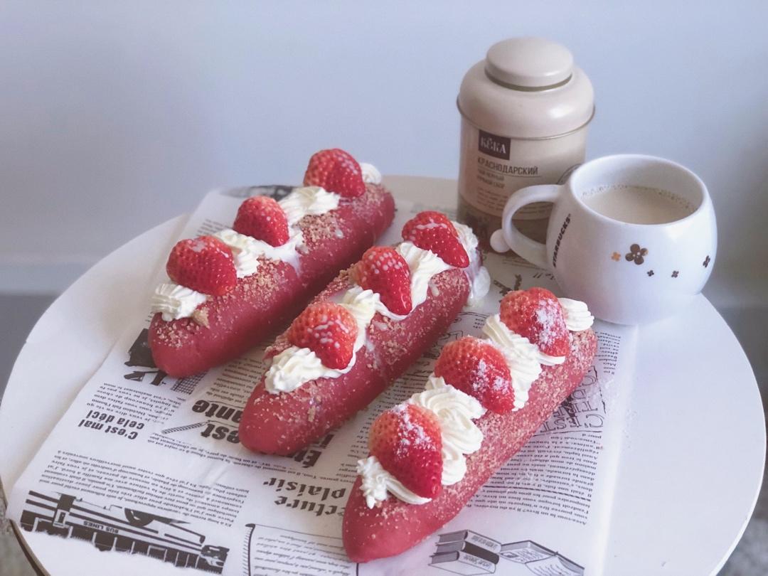 草莓🍓奥利奥魔法棒面包