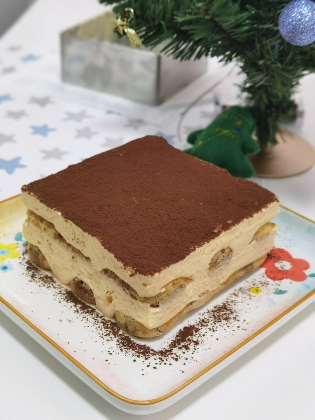 在欧洲学会的经典版提拉米苏