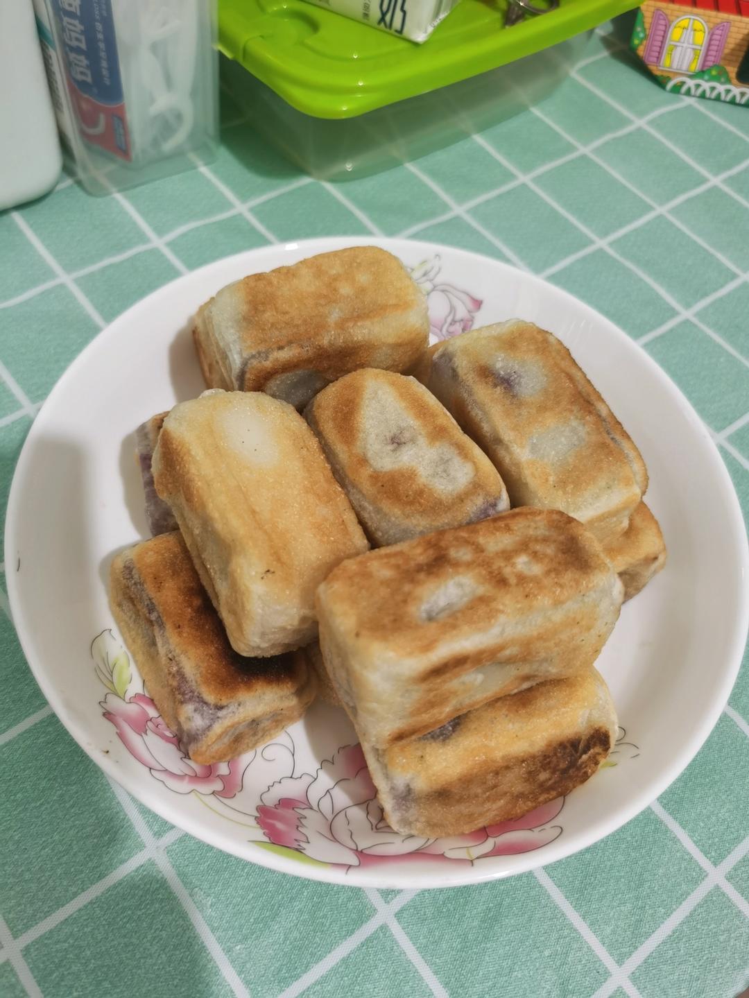 奶香脆皮紫薯饼