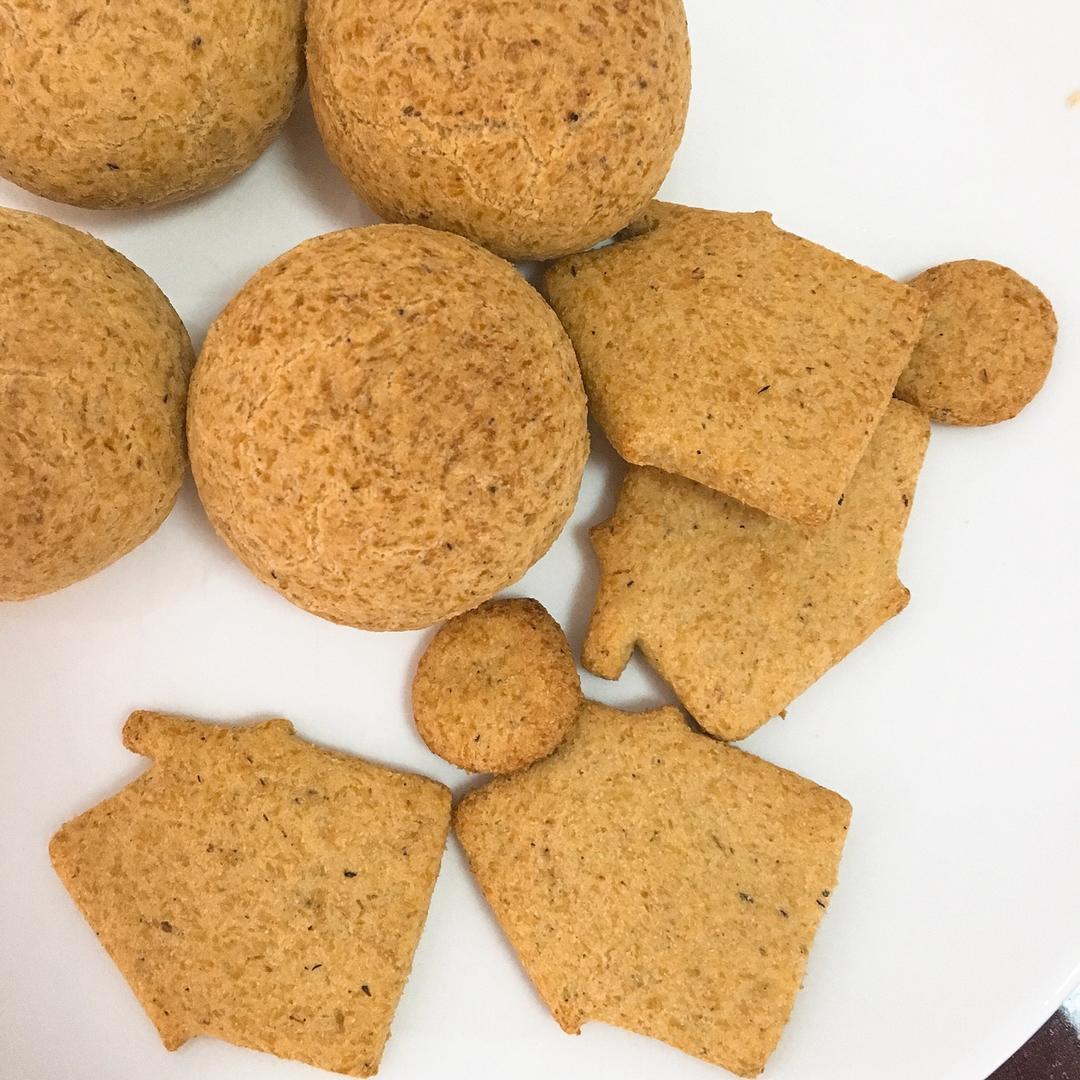 生酮——椰子粉小面包