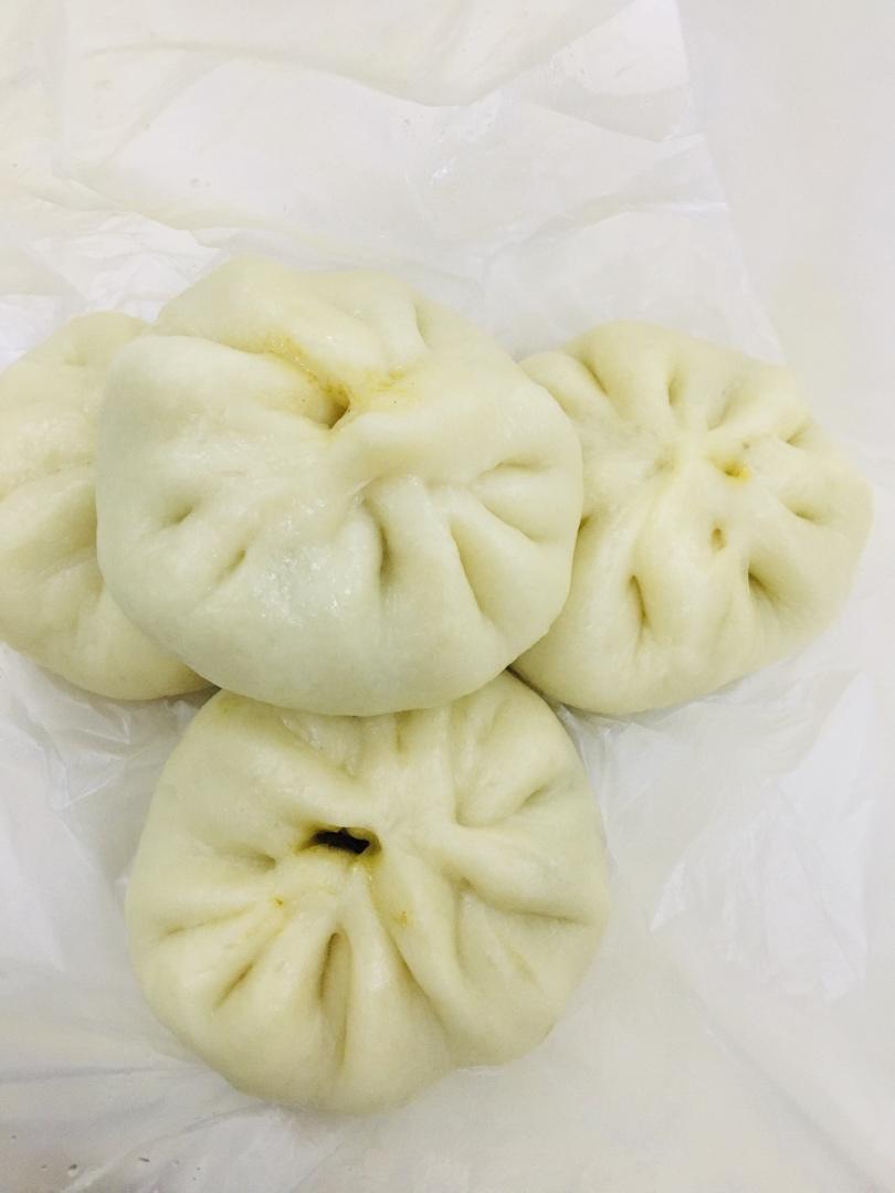 胡萝卜木耳鸡蛋包子——素包子也可以很好吃~