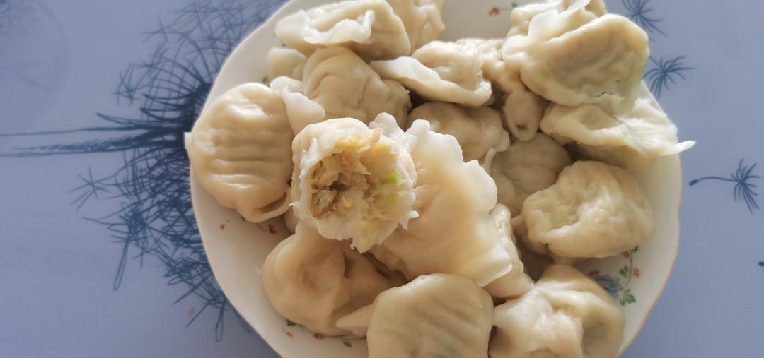 西葫芦鸡蛋虾仁三鲜饺子