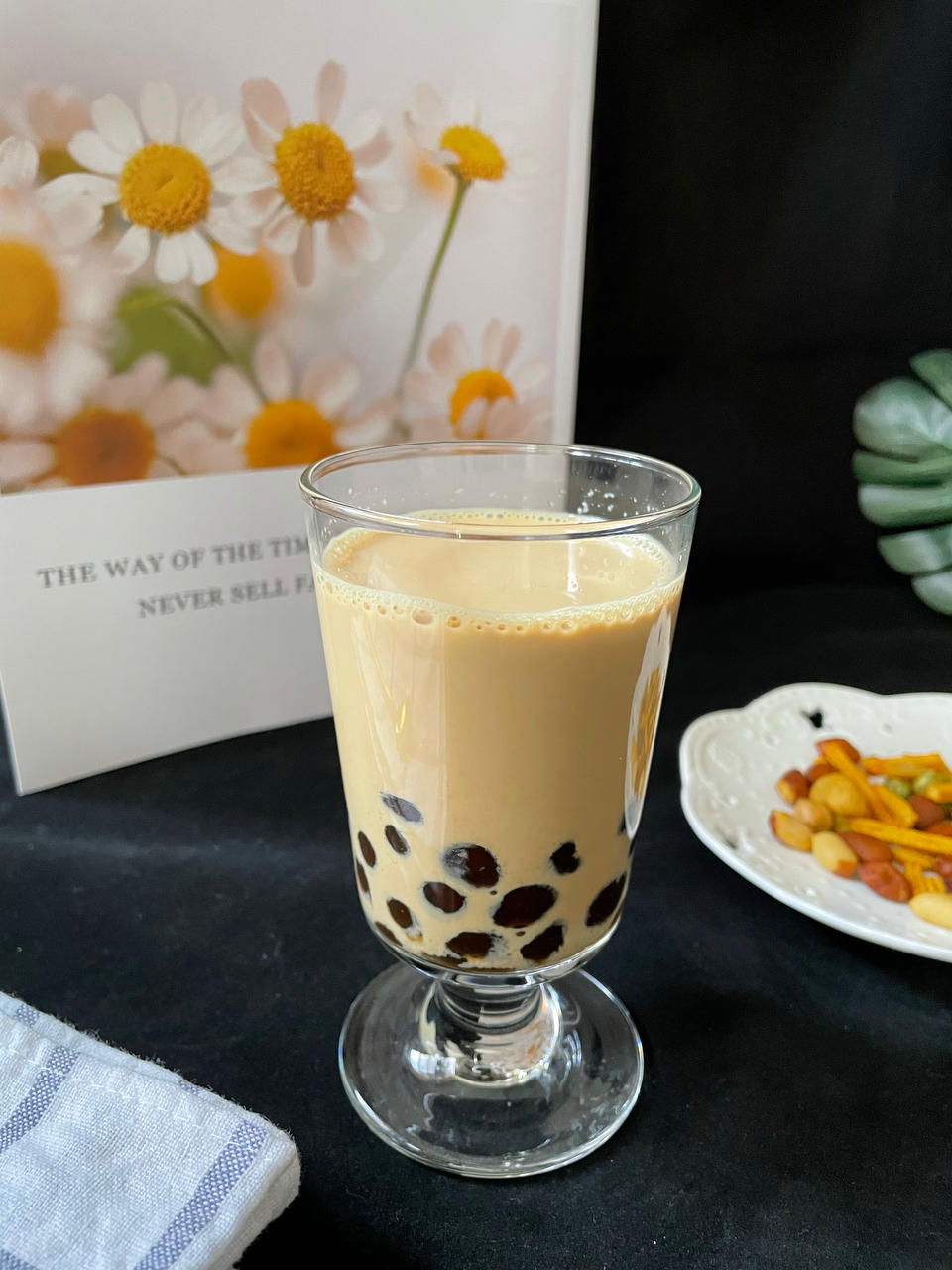 珍珠奶茶的珍珠🌈