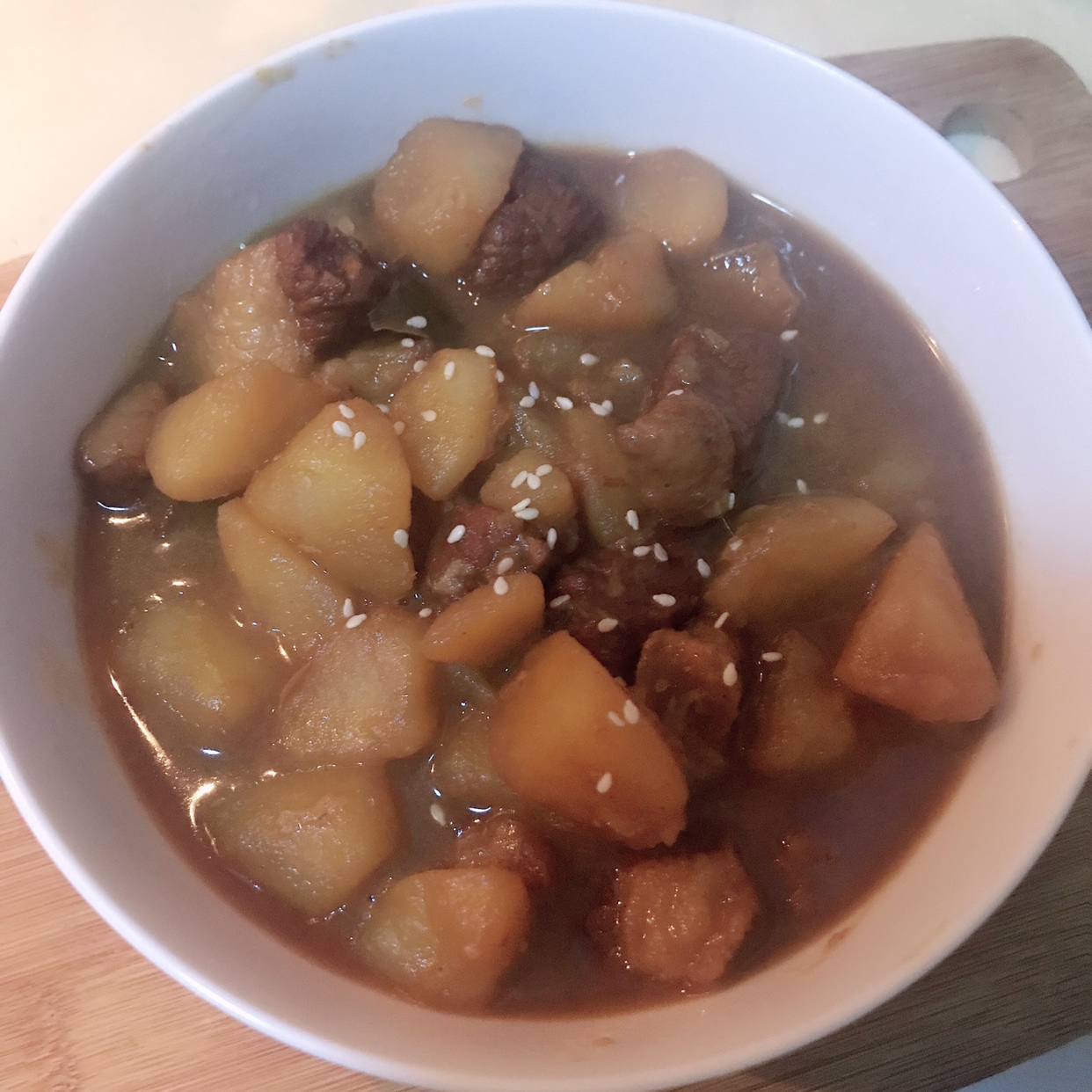 珐琅锅版土豆炖牛肉的做法
