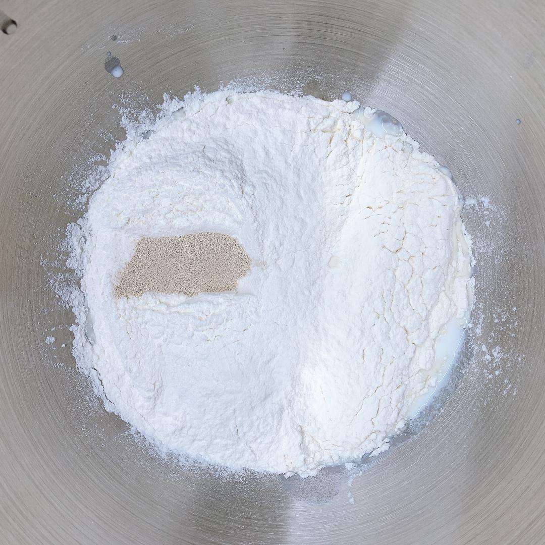 纯奶手撕吐司的做法 步骤1