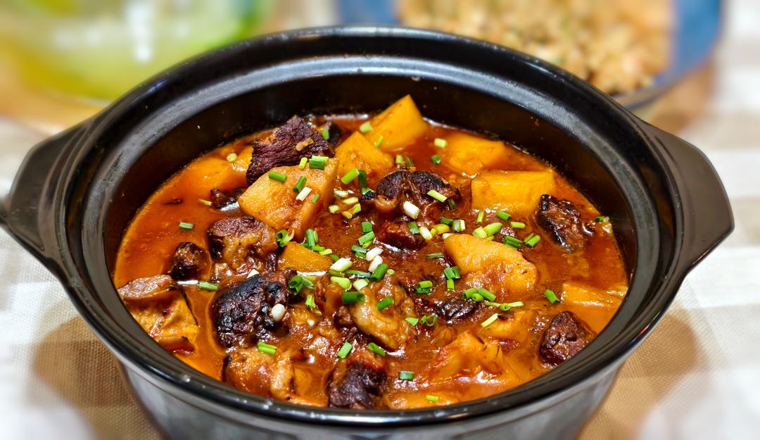 西红柿土豆炖牛腩