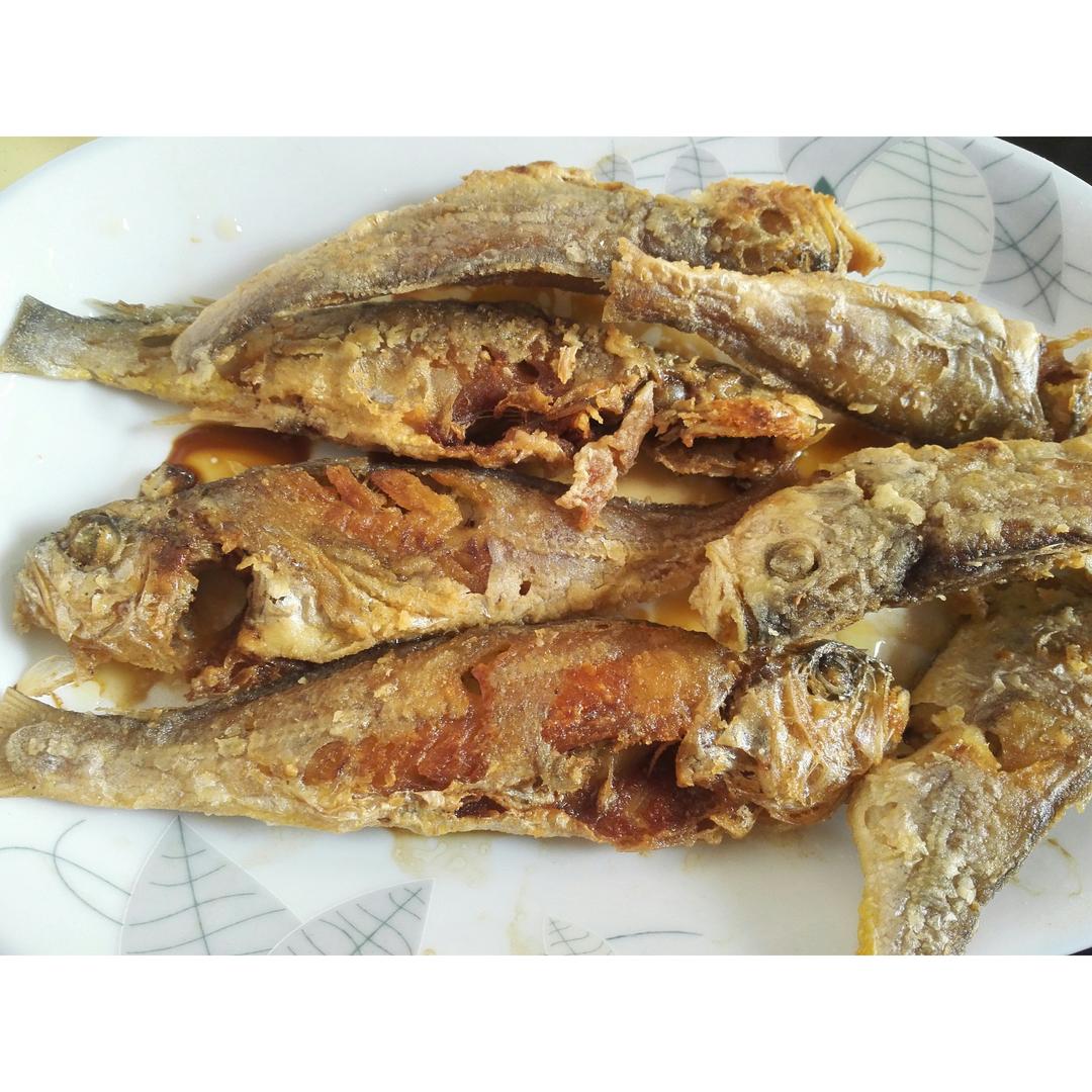 干煎小黄鱼