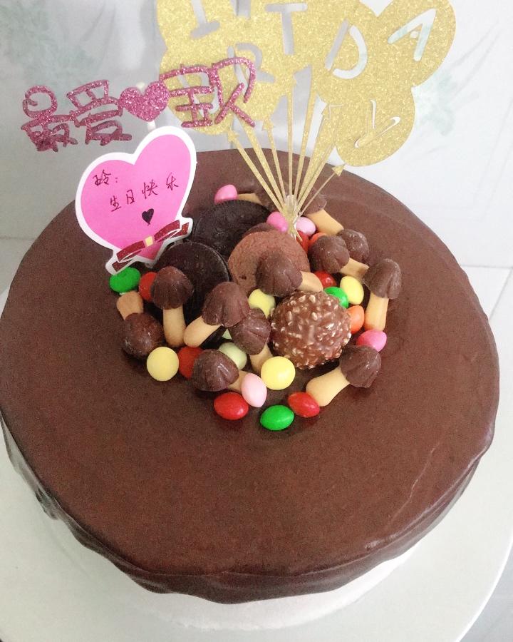巧克力淋面蛋糕