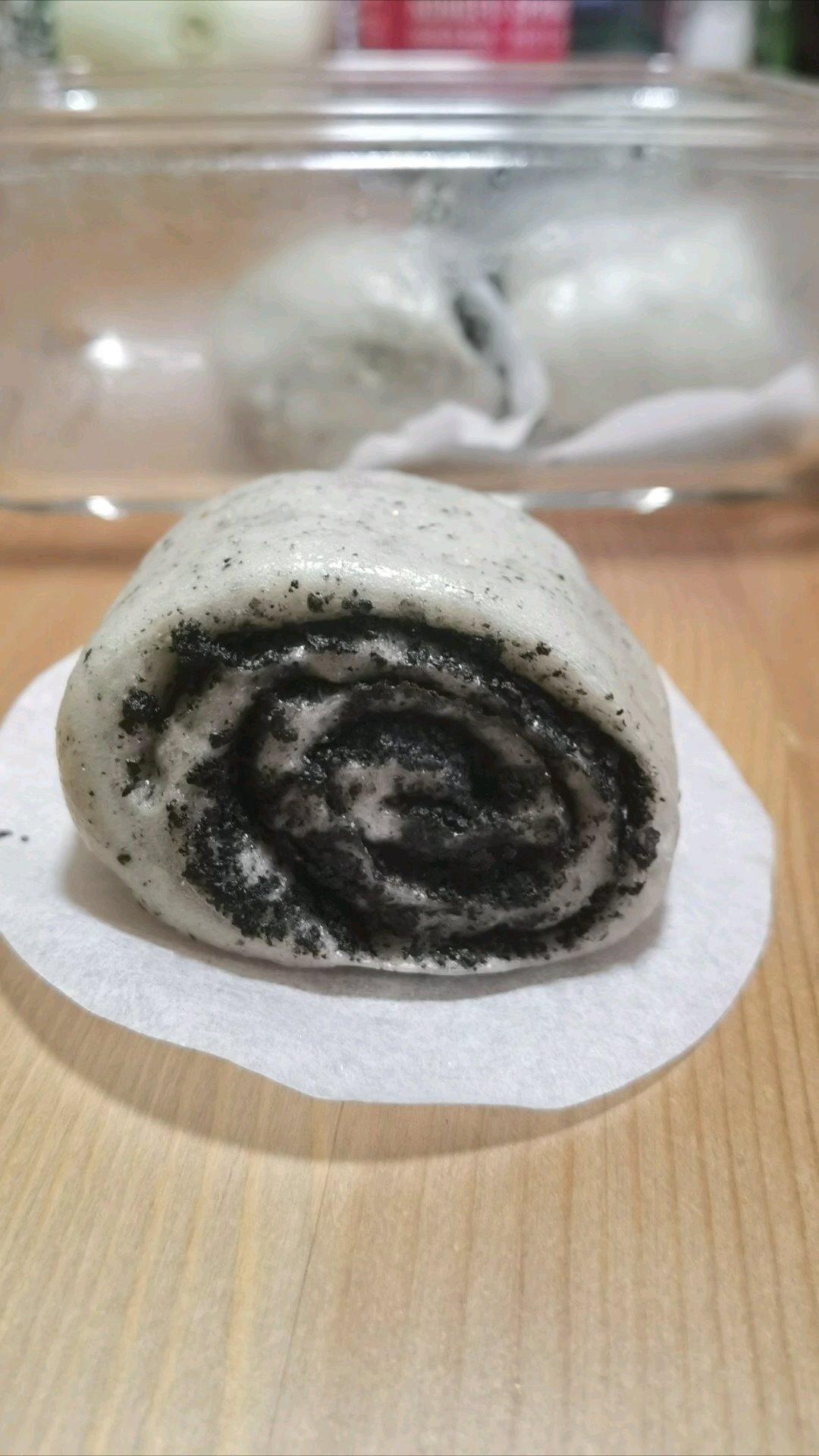 黑芝麻花生卷馒头