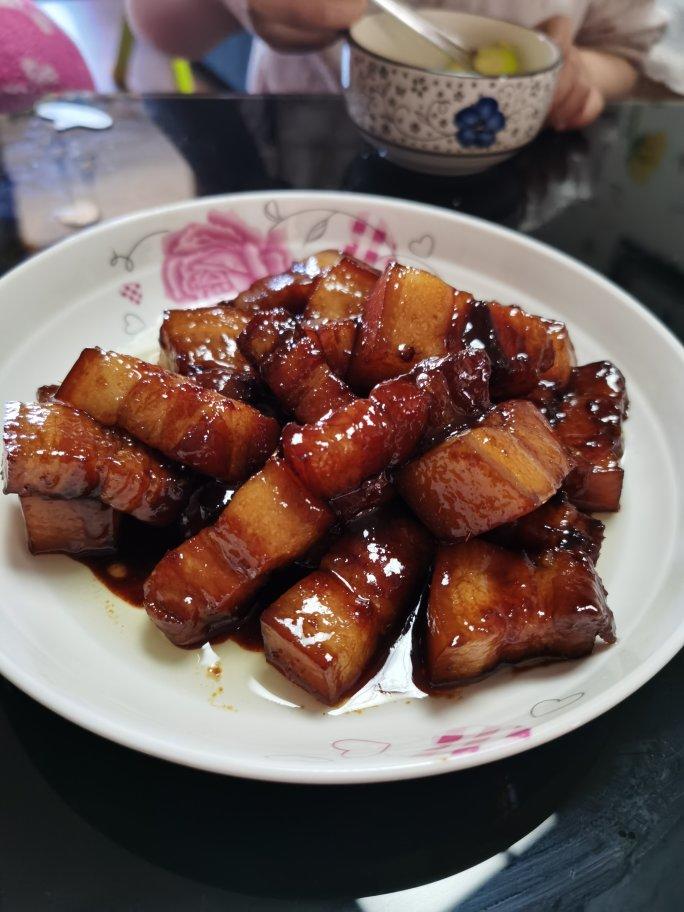 私房红烧肉 垂涎三尺软糯无比