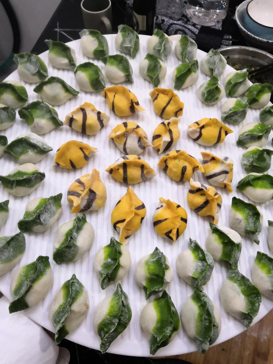 虎年除夕的虎皮水饺