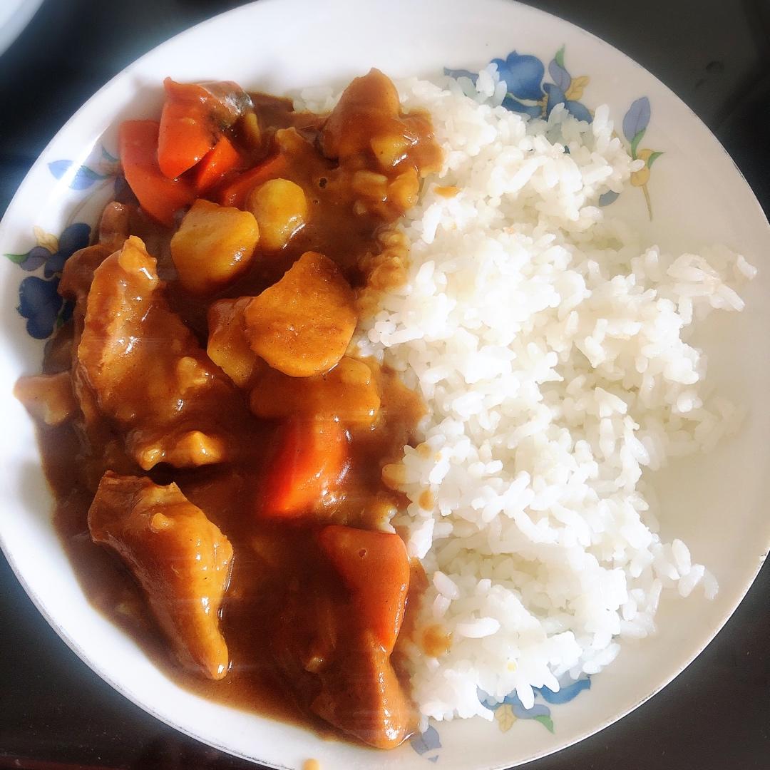 咖喱土豆炖牛腩：牛肉这样炖，保证不塞牙