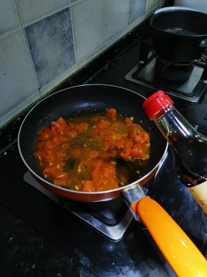快手番茄牛肉丸汤的做法 步骤5