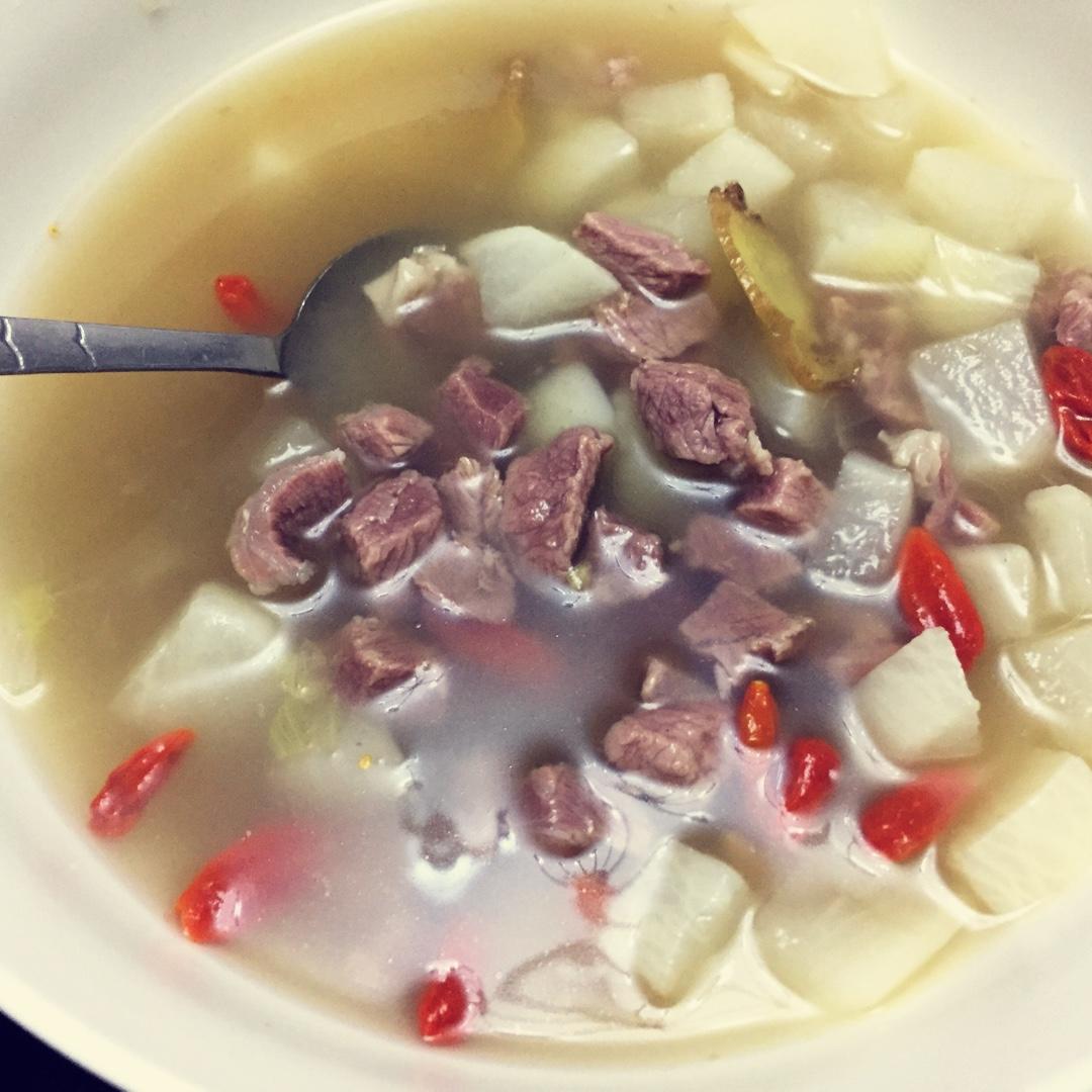 羊肉炖白萝卜