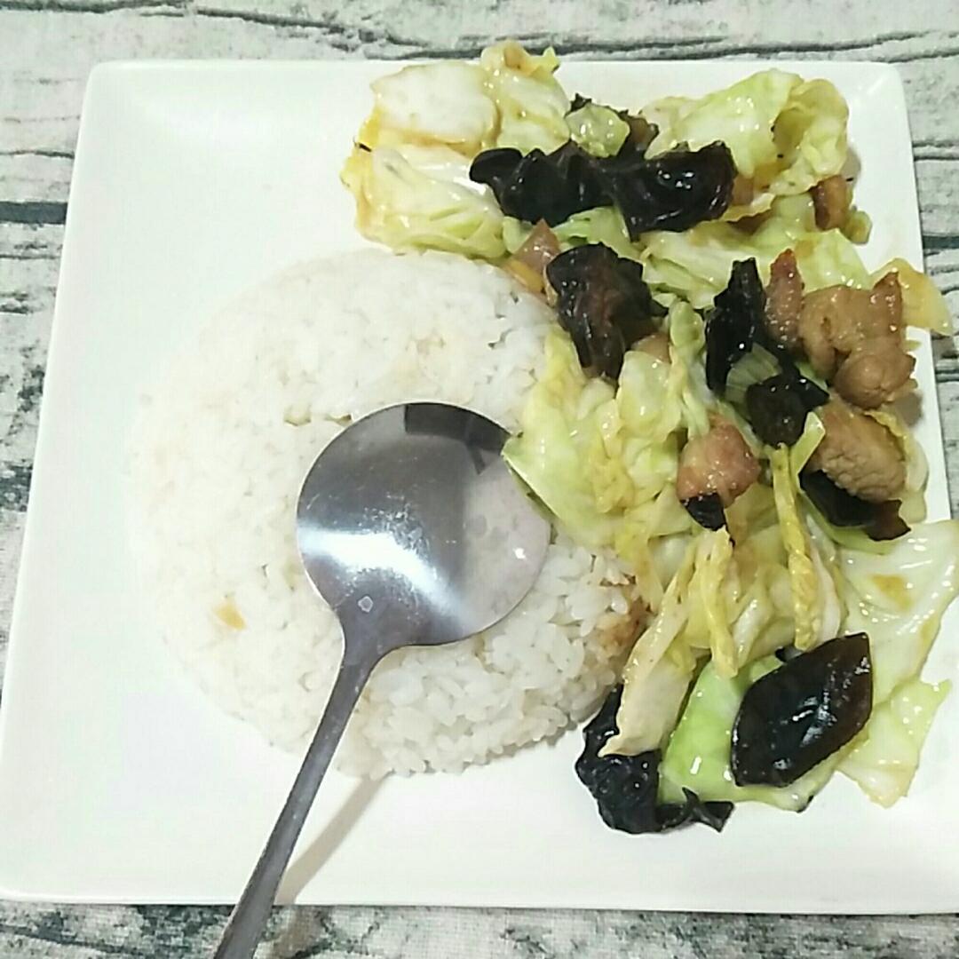 干锅手撕卷心菜