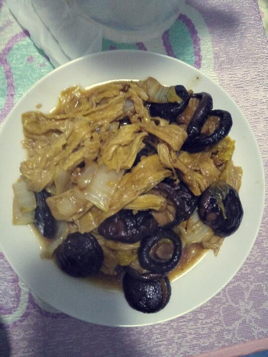 腐竹烧香菇