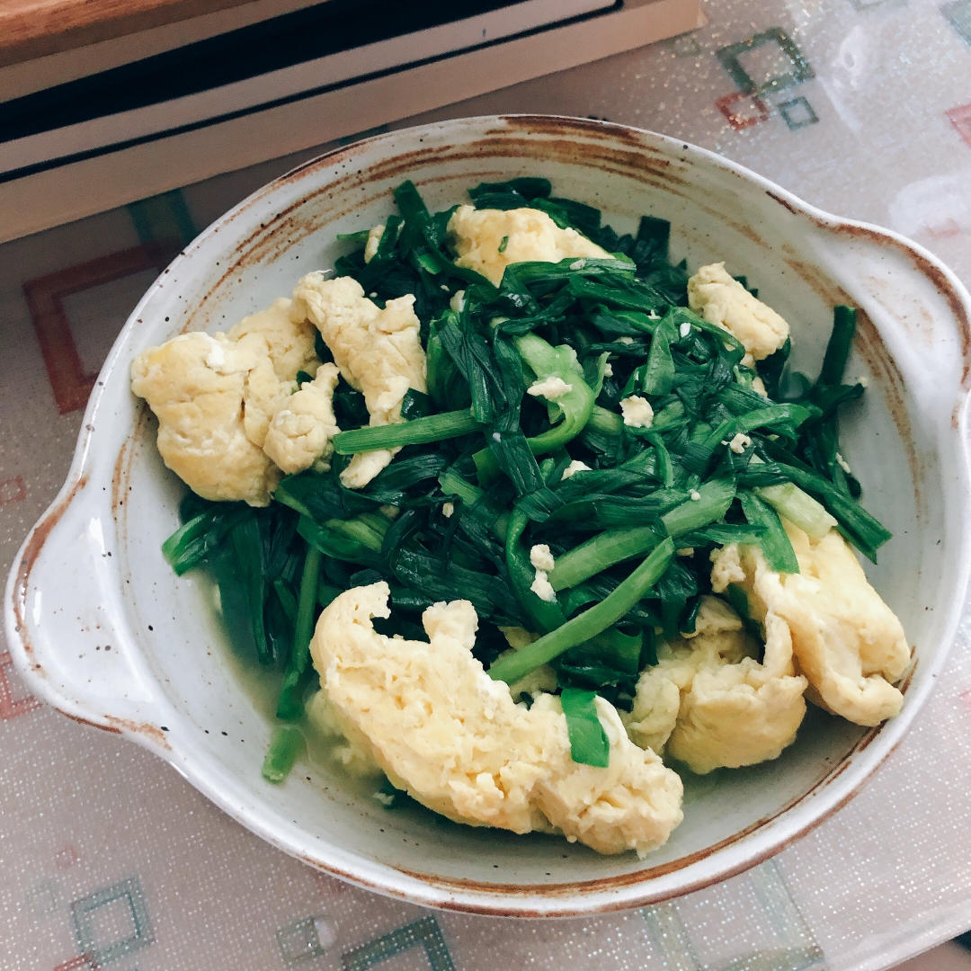 韭菜炒鸡蛋——三分钟快手下饭菜 掌握火候的秘诀