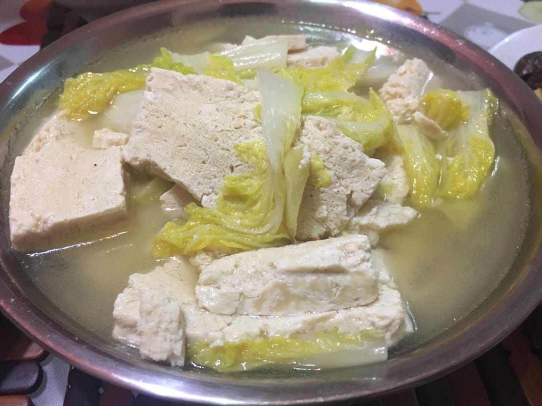 摩天轮上的钒凡做的白菜炖冻豆腐