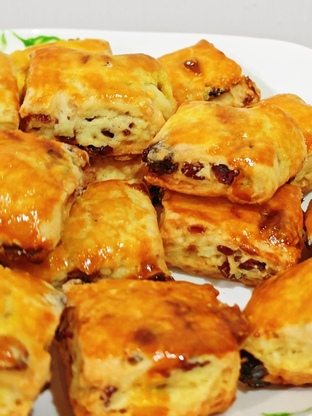 消耗淡奶油的司康