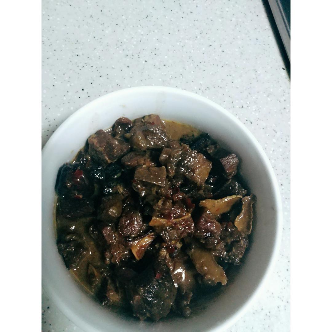 香辣牛腩煲