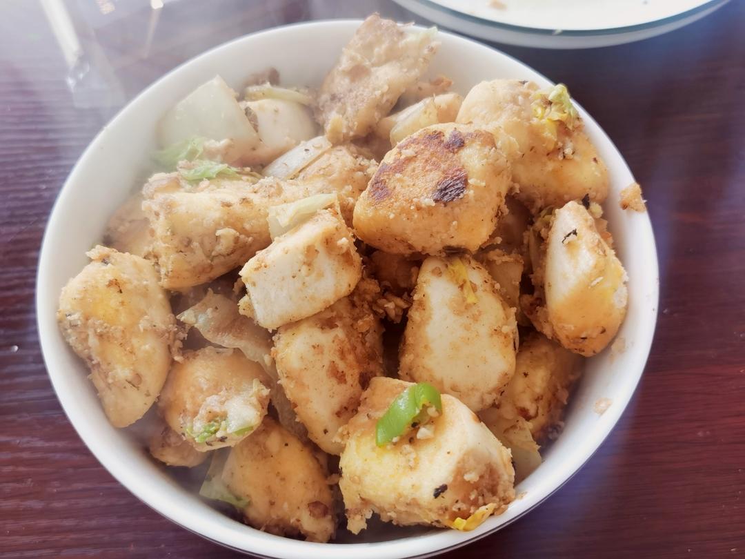 无语了！男友夜宵连续吃了一个月的炒馒头