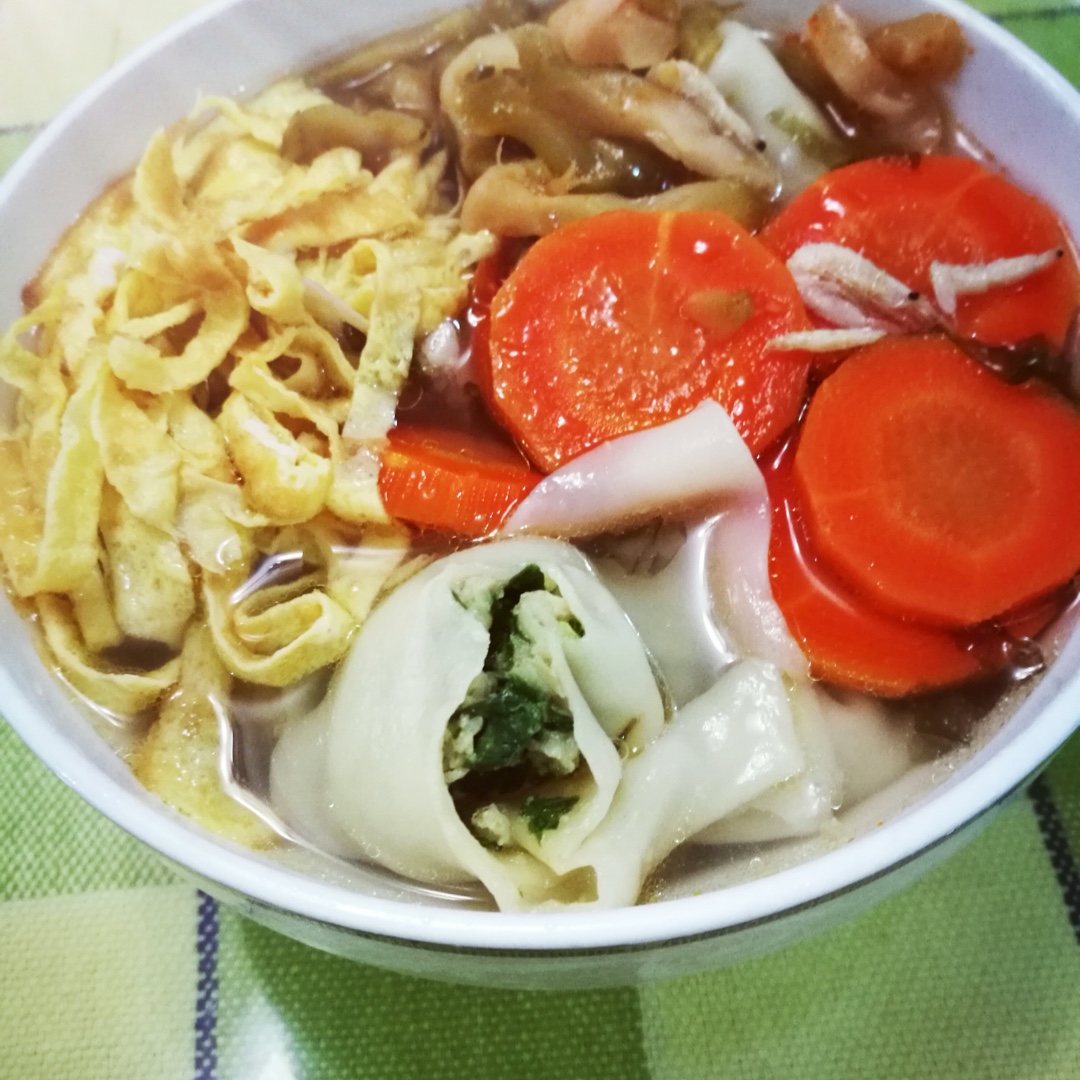 上海荠菜大馄饨