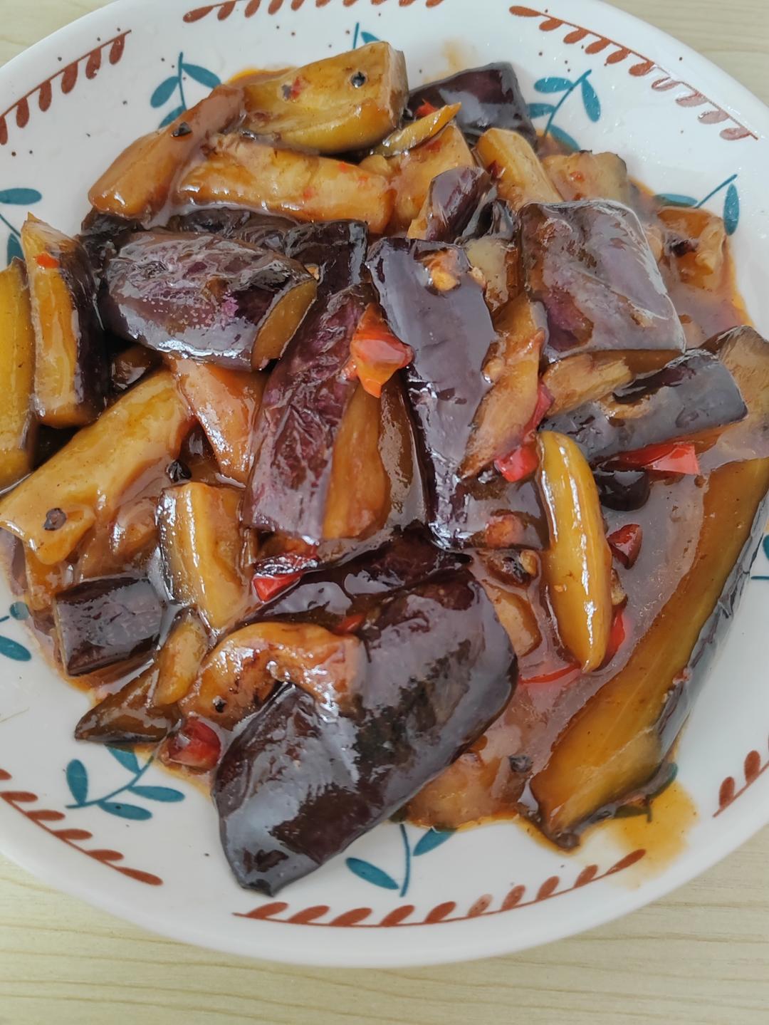 开胃下饭菜！巨简单的家常鱼香茄子煲