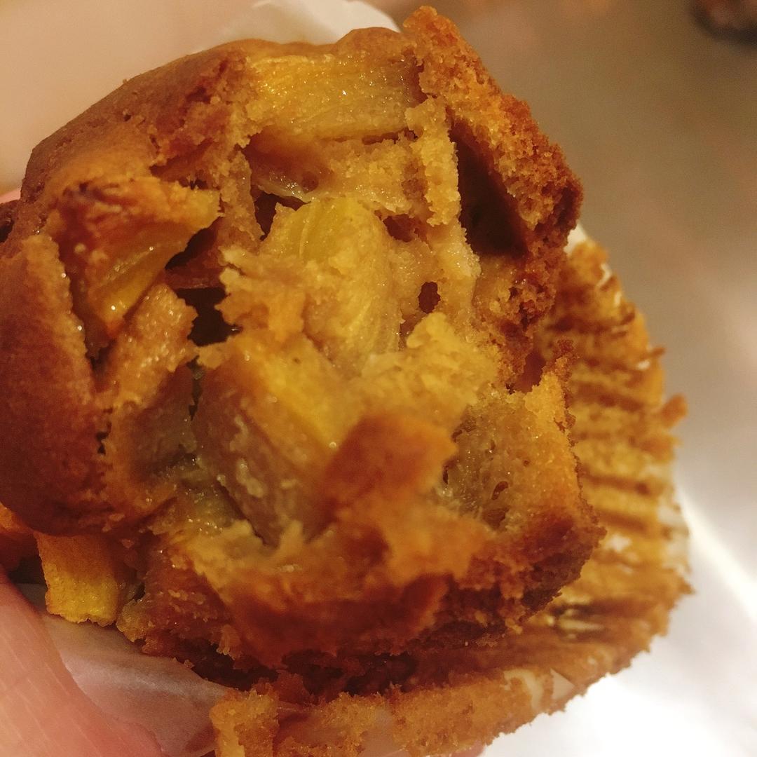 脆甜柿子玛芬蛋糕