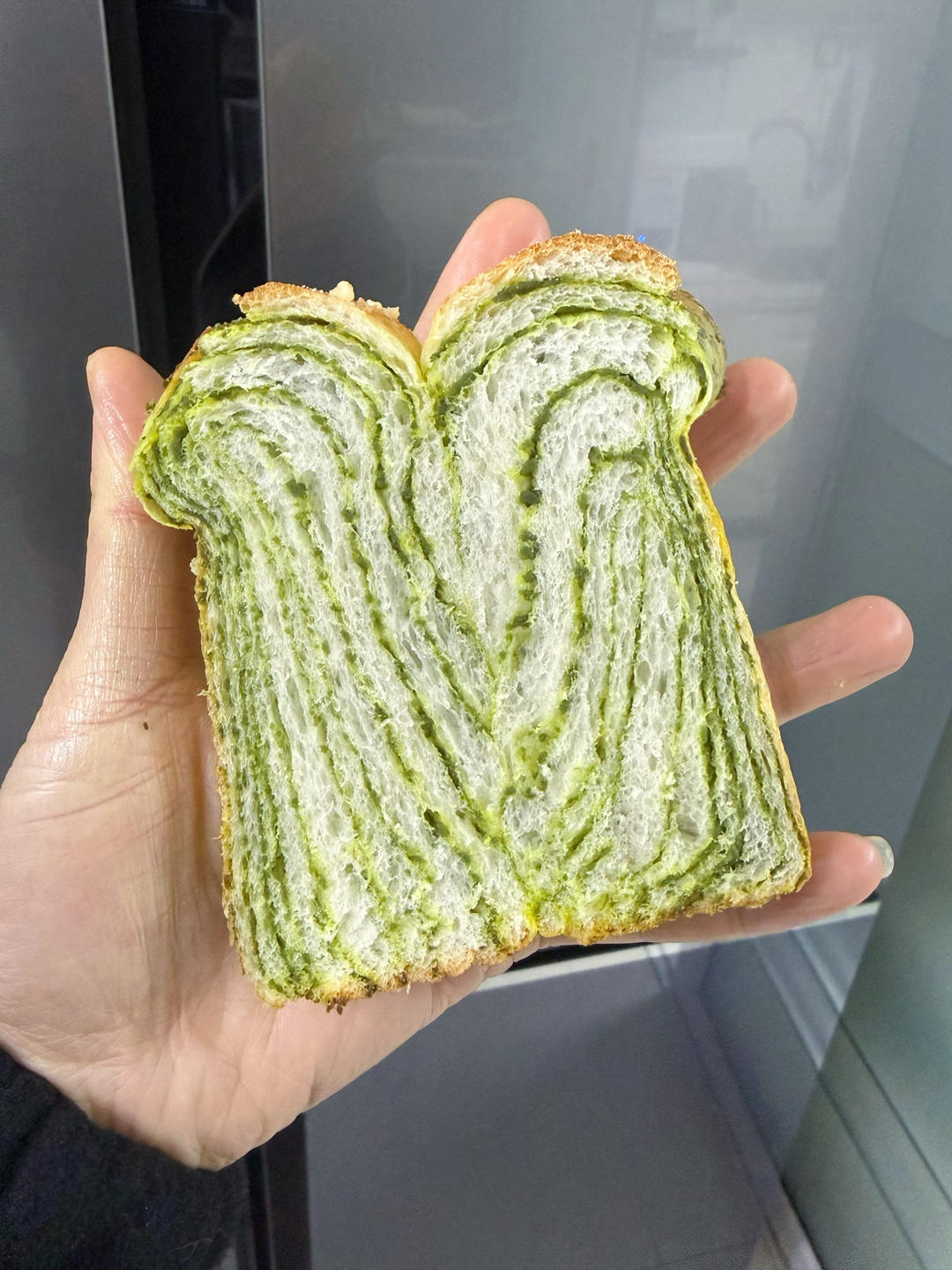 开心果醇奶手撕小吐司