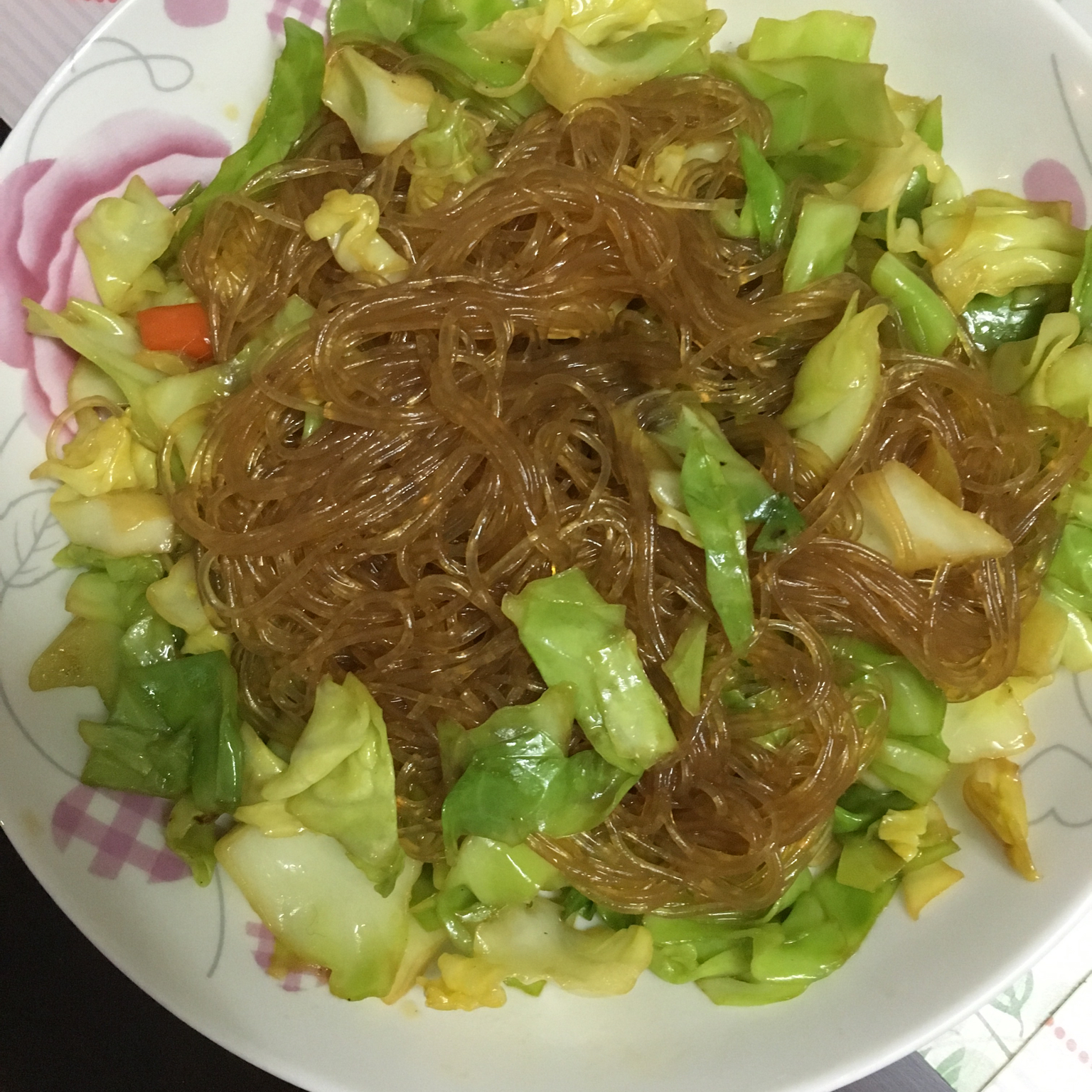 卷心菜炒粉丝 Glass noodles with Cabbage