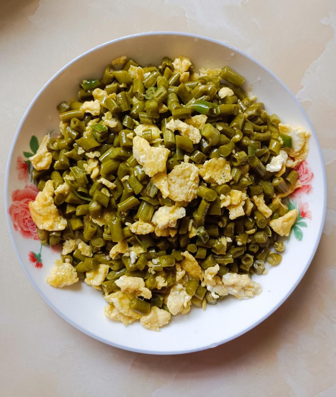 佐粥神器   酸豇豆炒鸡蛋