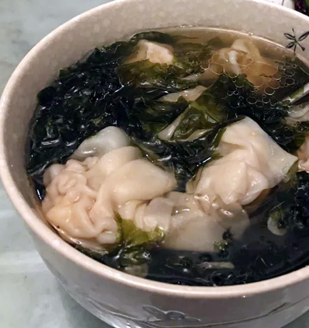 鲜肉馄饨（附包馄饨视频。）