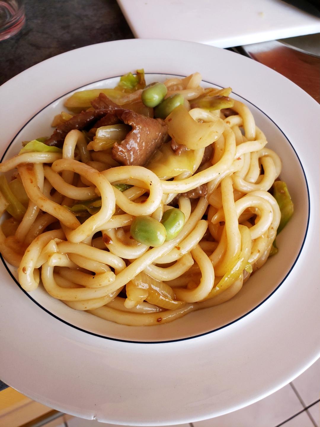 【日式牛肉炒乌冬面】