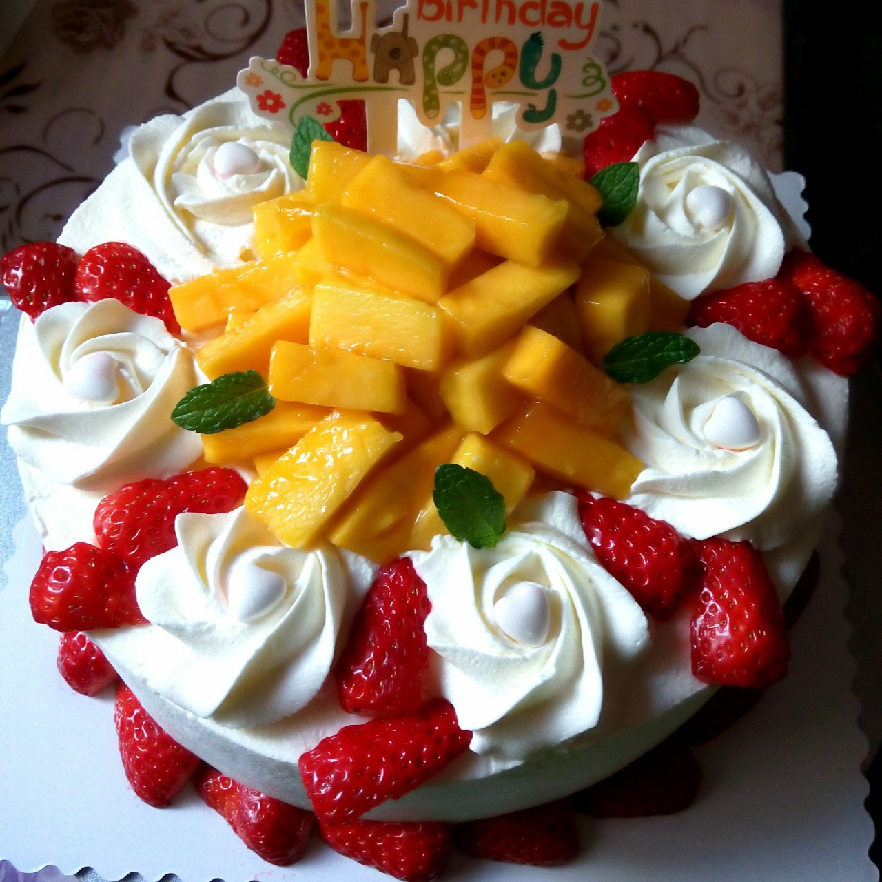 淡奶油裱花蛋糕