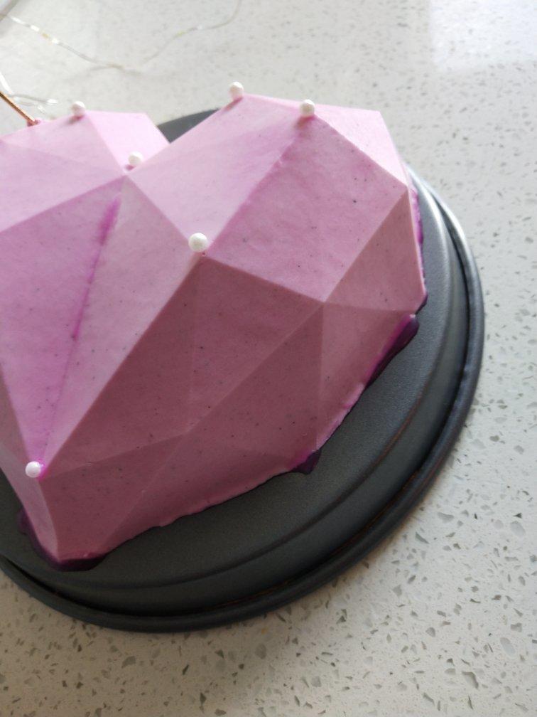 火龙果钻石心形慕斯