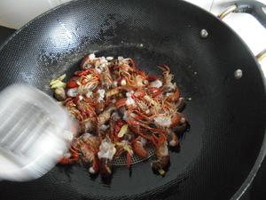 妈妈私房菜~香辣小龙虾的做法 步骤6