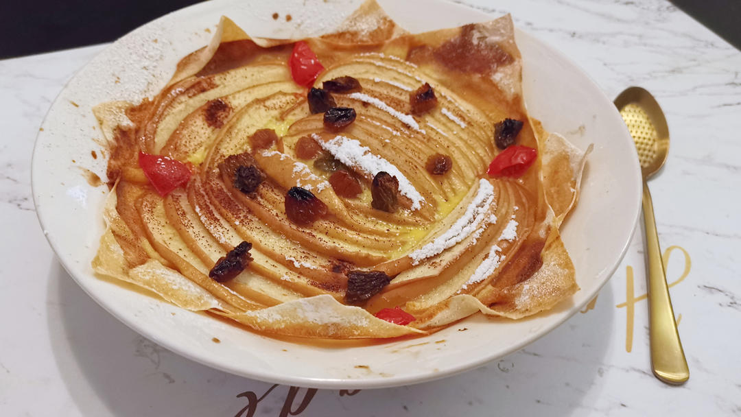 苹果杏仁克拉芙缇