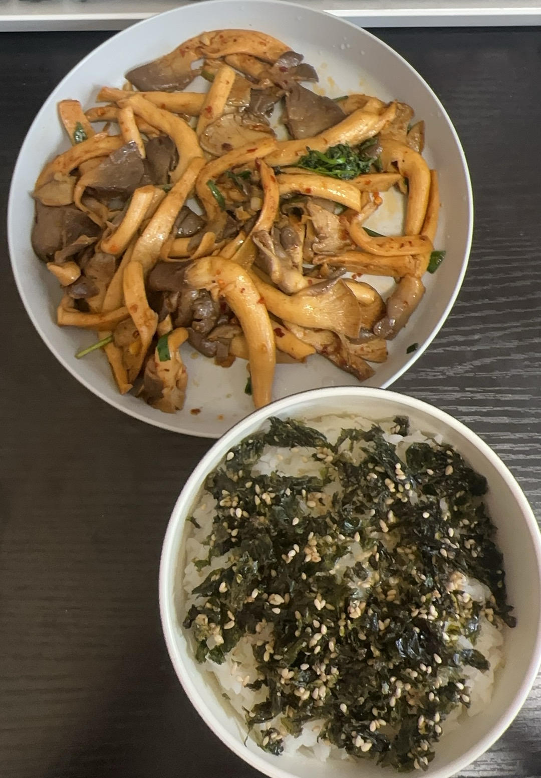 不一样的风情秀珍菇（小平菇），有了孜然加身。