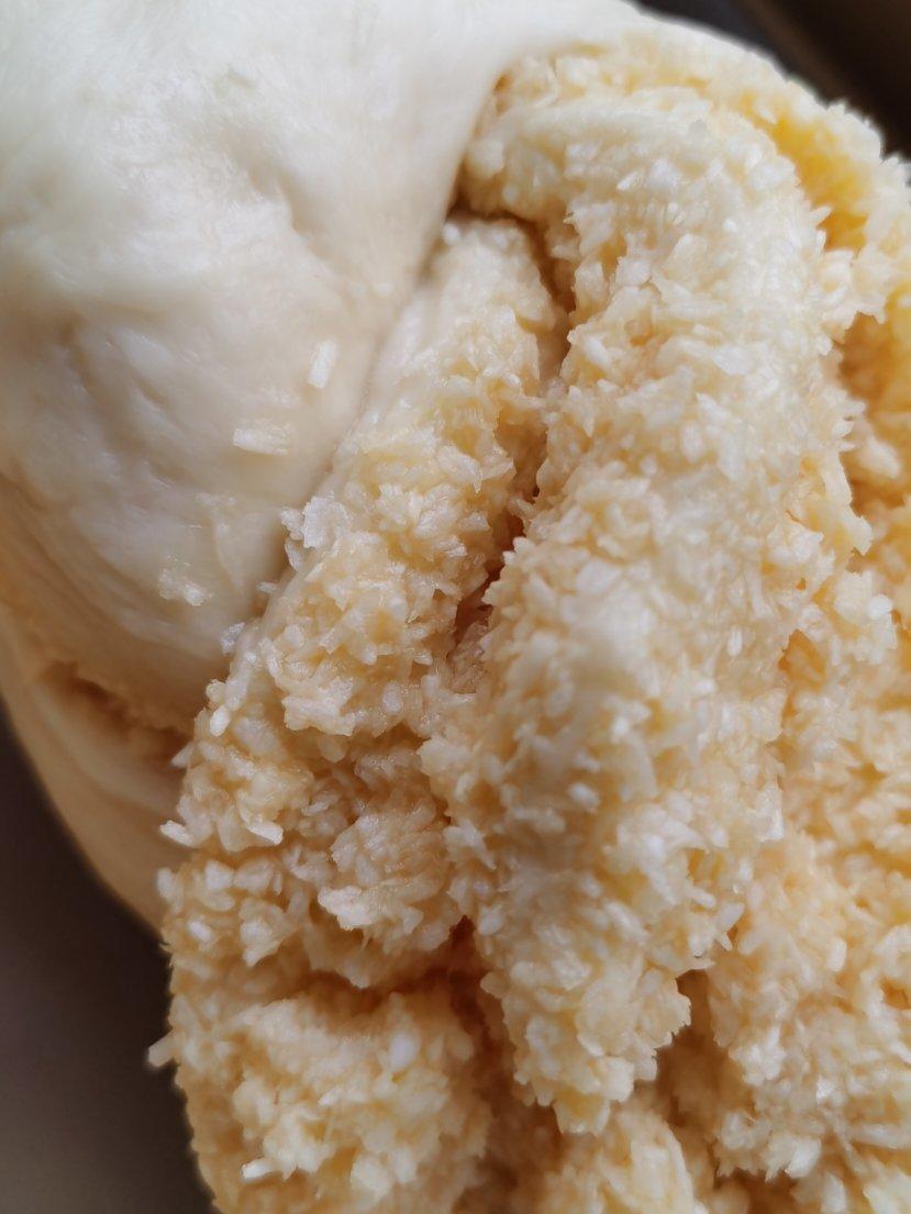 视频菜谱：做过几百次的椰蓉吐司面包