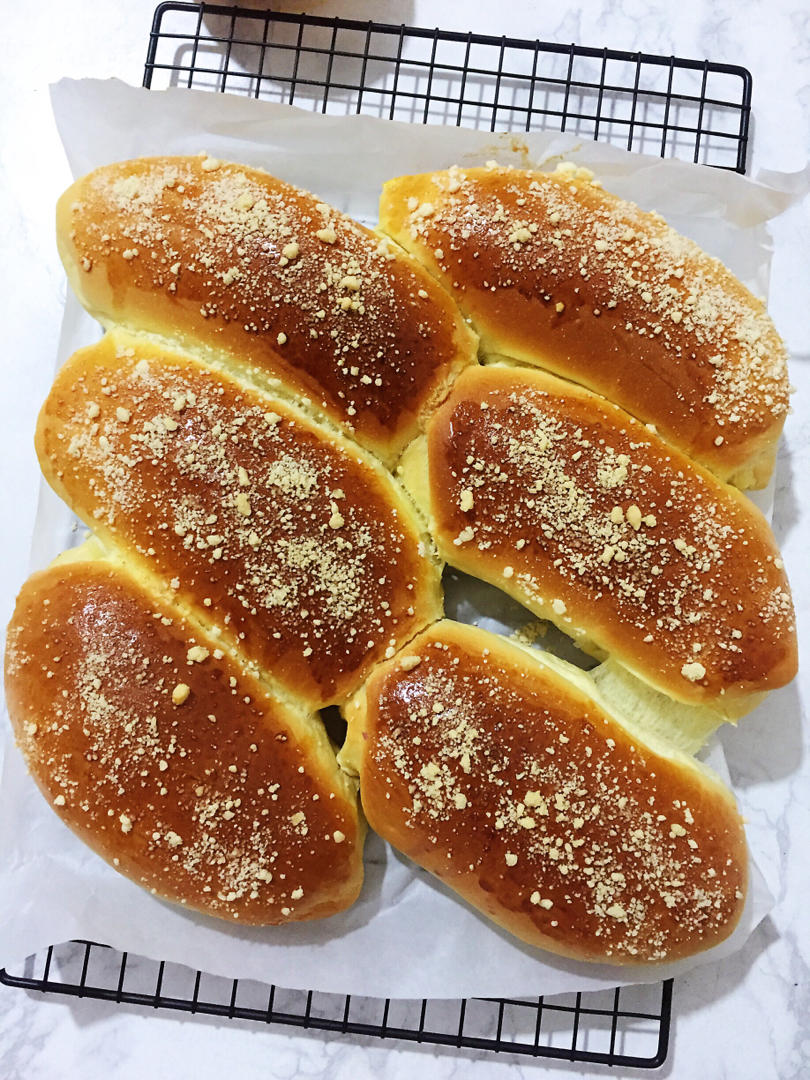 芋泥咸蛋黄软欧包