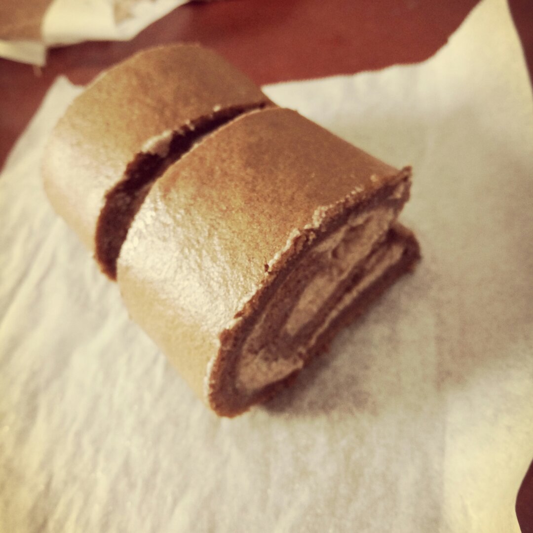 柔润巧克力戚风蛋糕卷