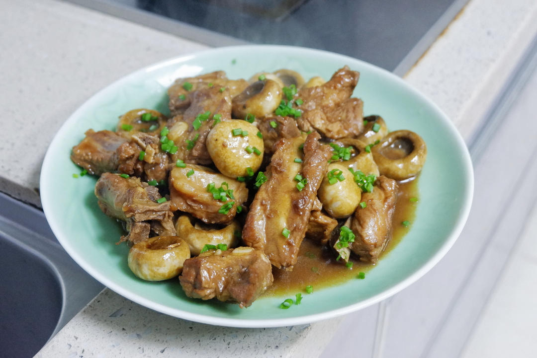 「记录」口蘑烧排骨——来自公众号田螺姑娘hhhaze