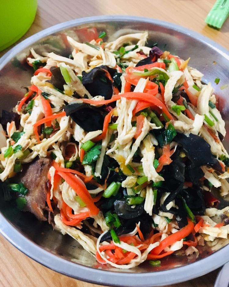 凉拌鸡胸肉丝