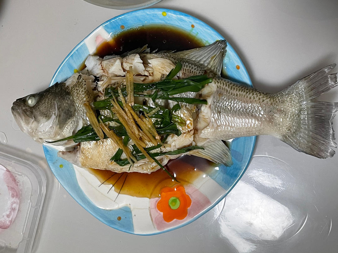 清蒸鲈鱼